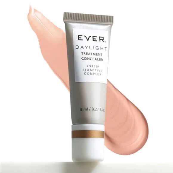 New - EVER DAYLIGHT TREATMENT CORRECTOR WITH LSR10® - Picture 1 of 3